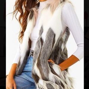 NWT Forever21 PREMIUM LABEL Faux Fur Vest SMALL